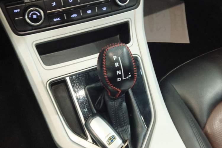 Used Geely Auto Vision 2018 1.5L Automatic Happiness Edition Gear Lever