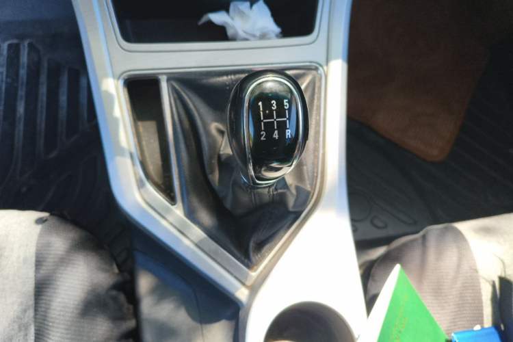 Used Geely Auto Vision 2018 1.5L Manual Happiness Edition Gear Lever