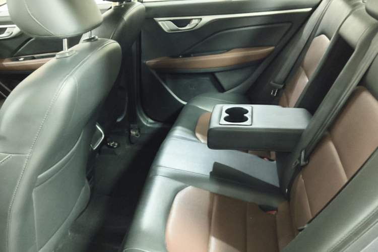 Used Geely Auto Vision 2018 1.5L Automatic Happiness Edition Left Rear Seat