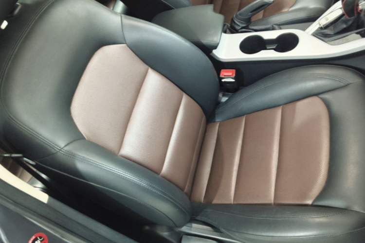 Used Geely Auto Vision 2018 1.5L Automatic Happiness Edition Right Front Seat
