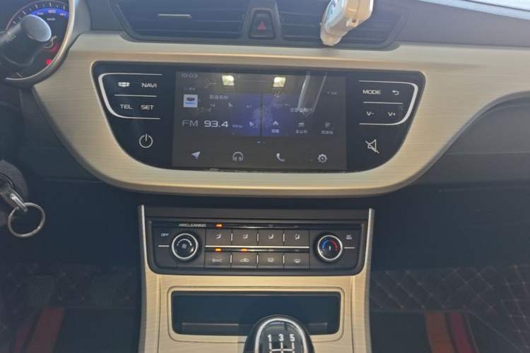 Used Geely Auto Vision 2018 1.5L Manual Happiness Edition Audio And AC Panel