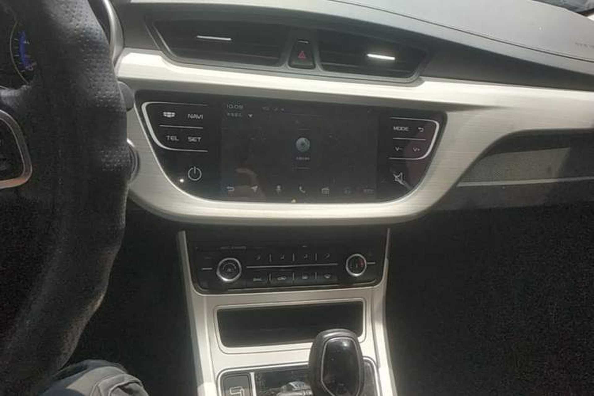 Used Geely Auto Vision 2018 1.5L Automatic Happiness Edition Audio And AC Panel