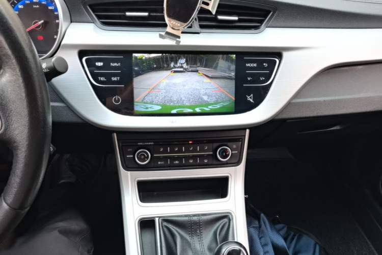 Used Geely Auto Vision 2018 1.5L Manual Happiness Edition Audio And AC Panel