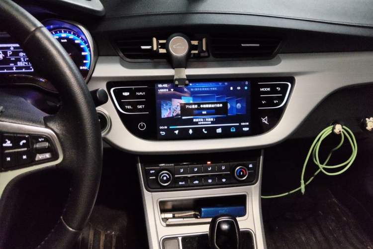 Used Geely Auto Vision 2018 1.5L Automatic Happiness Edition Audio And AC Panel