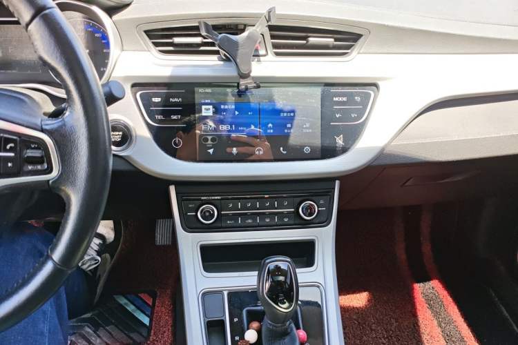 Used Geely Auto Vision 2018 1.5L Automatic Prestige Model Audio And AC Panel