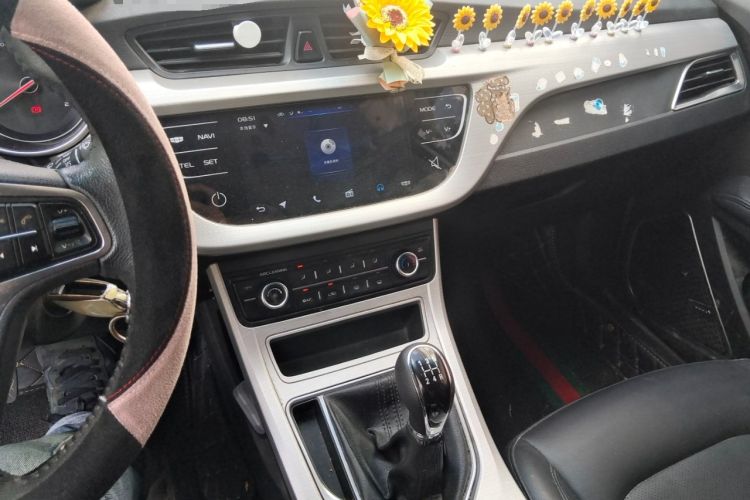 Used Geely Auto Vision 2018 1.5L Manual Happiness Edition Audio And AC Panel
