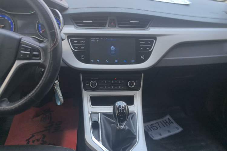 Used Geely Auto Vision 2018 1.5L Manual Happiness Edition Audio And AC Panel