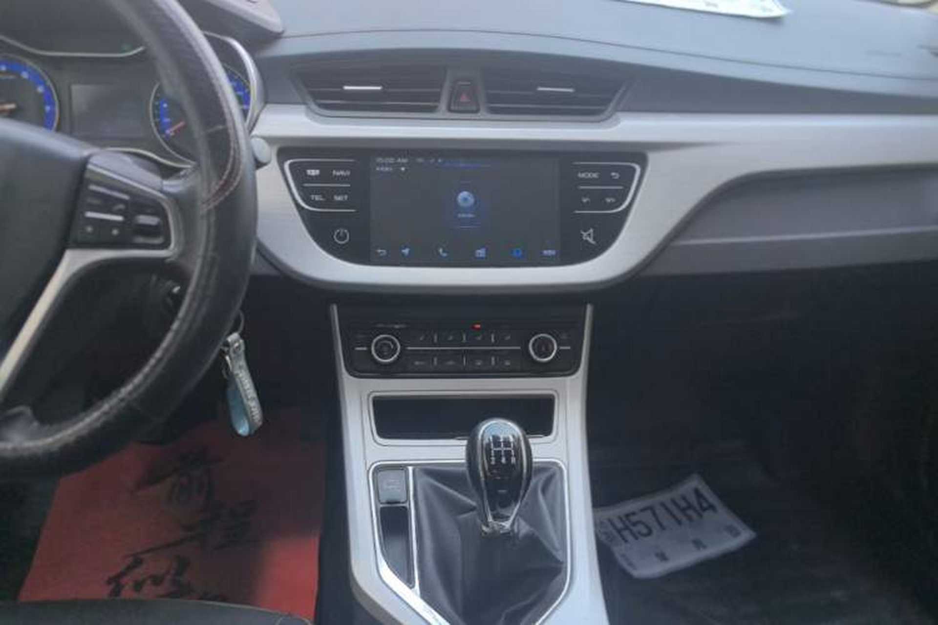 Used Geely Auto Vision 2018 1.5L Manual Happiness Edition Audio And AC Panel