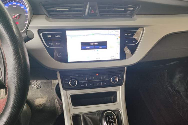Used Geely Auto Vision 2018 1.5L Manual Happiness Edition Audio And AC Panel