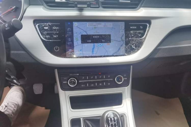 Used Geely Auto Vision 2018 1.5L Manual Happiness Edition Audio And AC Panel