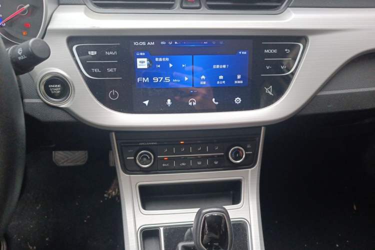 Used Geely Auto Vision 2018 1.5L Automatic Happiness Edition Audio And AC Panel