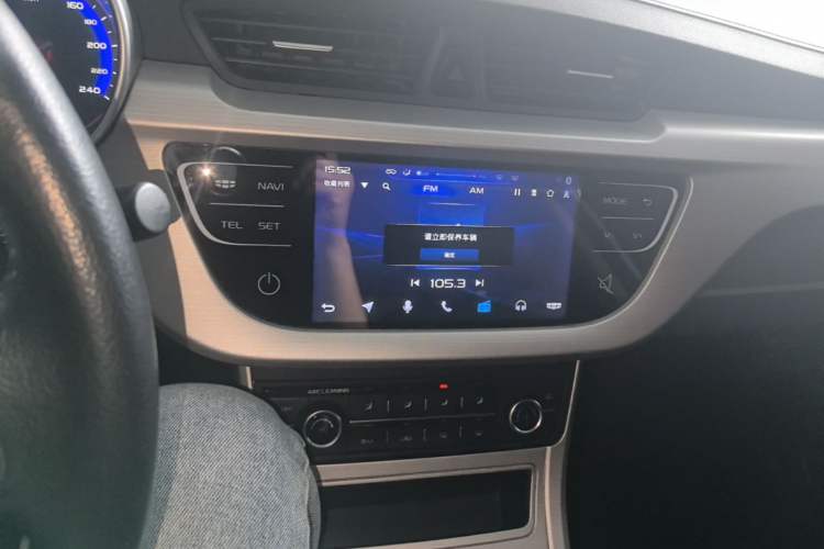 Used Geely Auto Vision 2018 1.5L Manual Happiness Edition Audio And AC Panel
