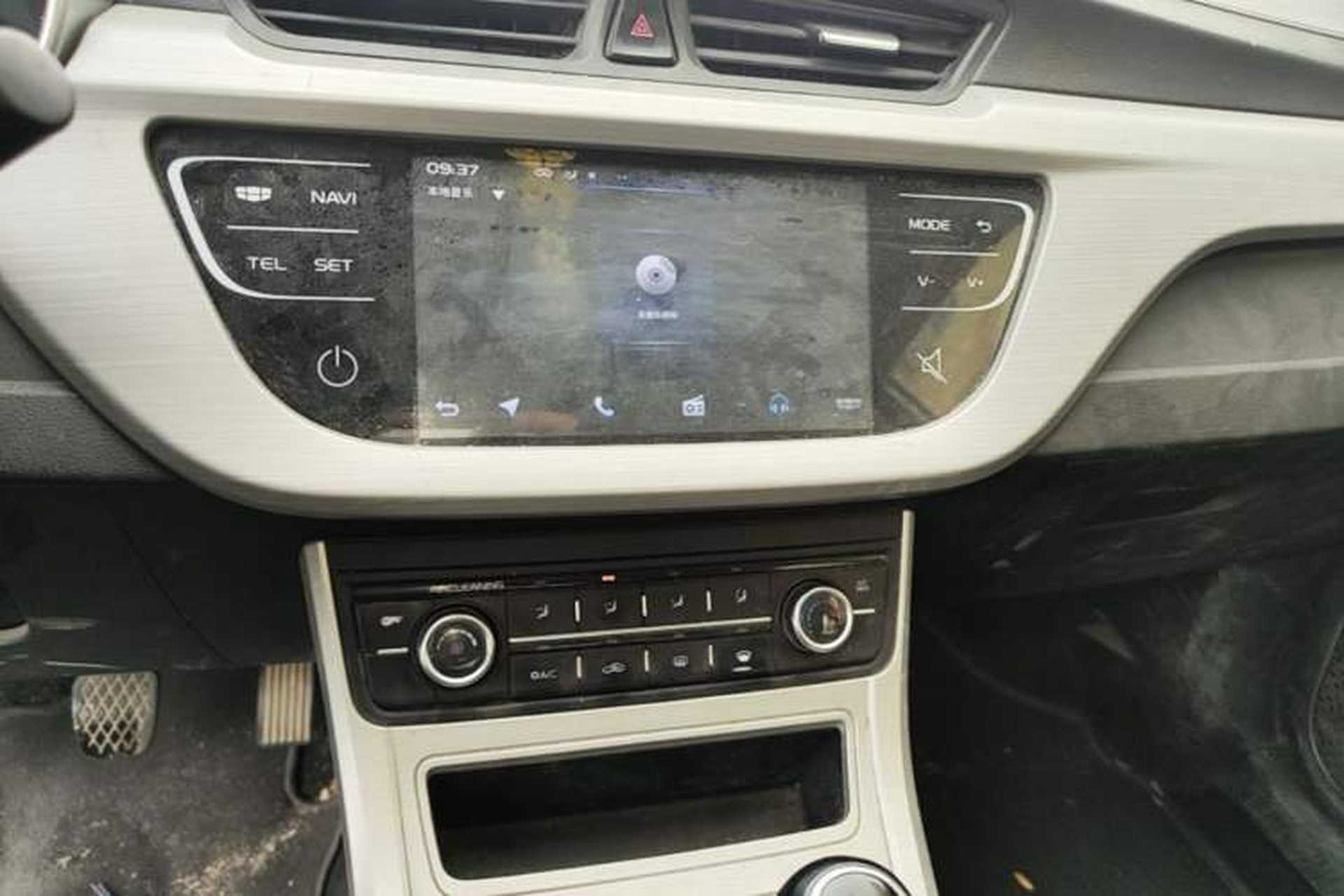 Used Geely Auto Vision 2018 1.5L Manual Happiness Edition Audio And AC Panel