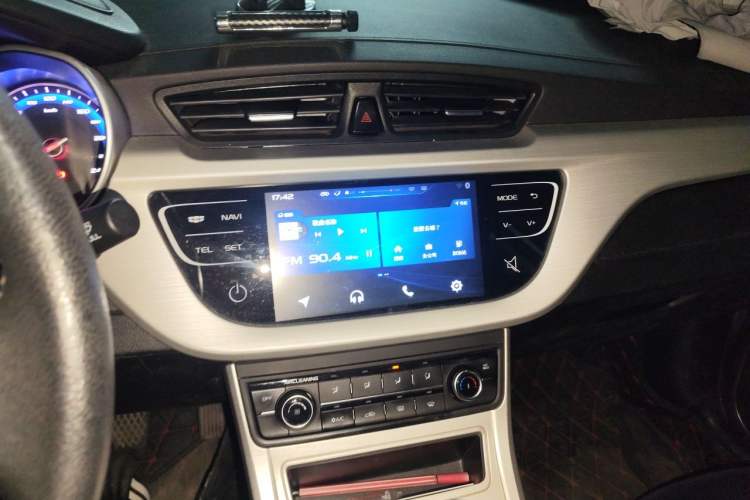 Used Geely Auto Vision 2018 1.5L Manual Happiness Edition Audio And AC Panel