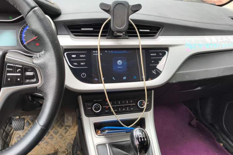 Used Geely Auto Vision 2018 1.5L Manual Happiness Edition Audio And AC Panel
