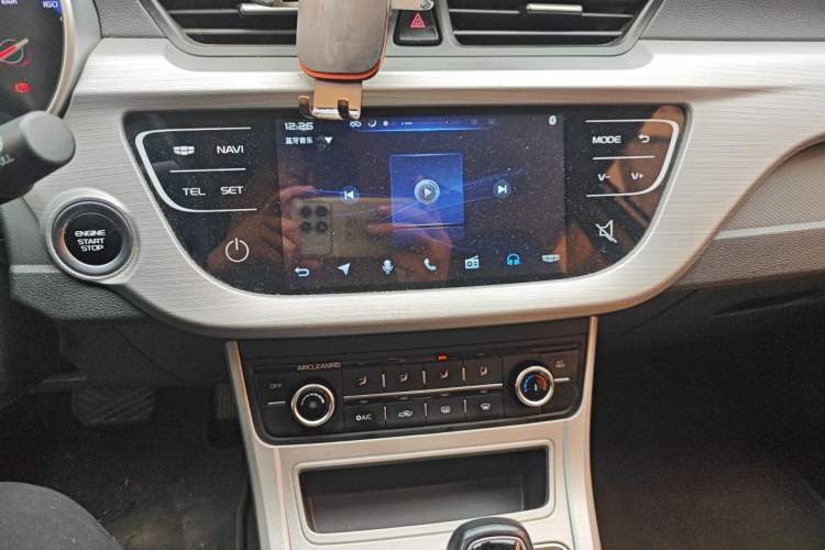 Used Geely Auto Vision 2018 1.5L Automatic Prestige Model Audio And AC Panel