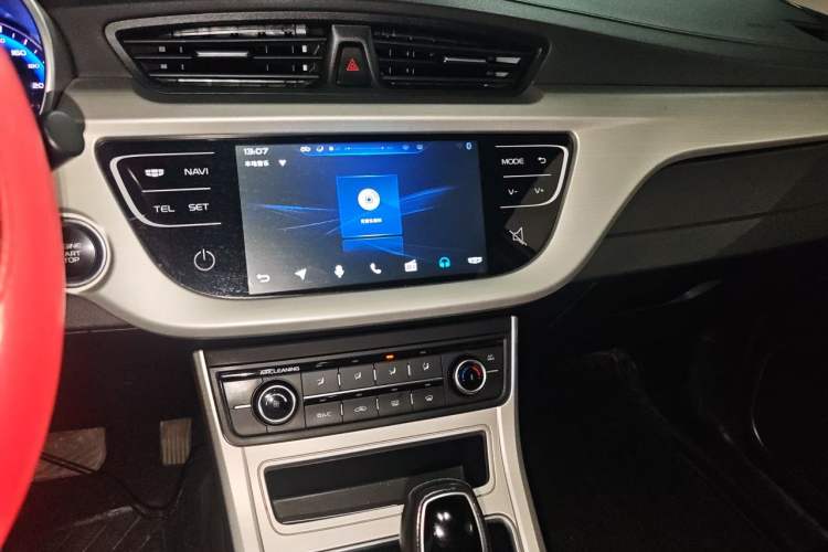 Used Geely Auto Vision 2018 1.5L Automatic Prestige Model Audio And AC Panel