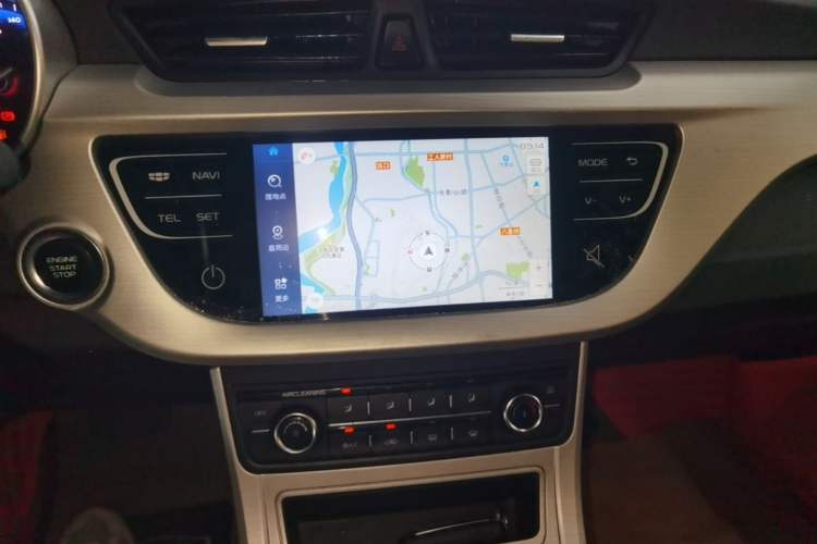 Used Geely Auto Vision 2018 1.5L Automatic Happiness Edition Audio And AC Panel
