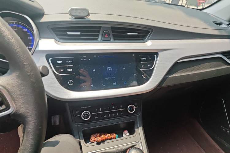Used Geely Auto Vision 2018 1.5L Manual Happiness Edition Audio And AC Panel