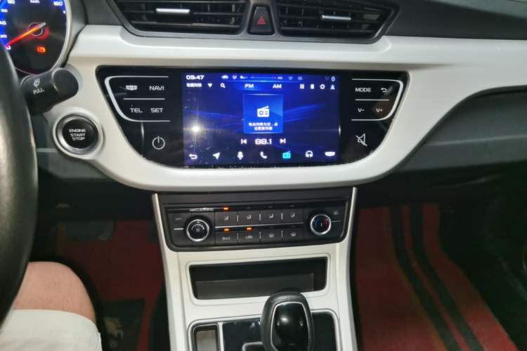 Used Geely Auto Vision 2018 1.5L Automatic Prestige Model Audio And AC Panel