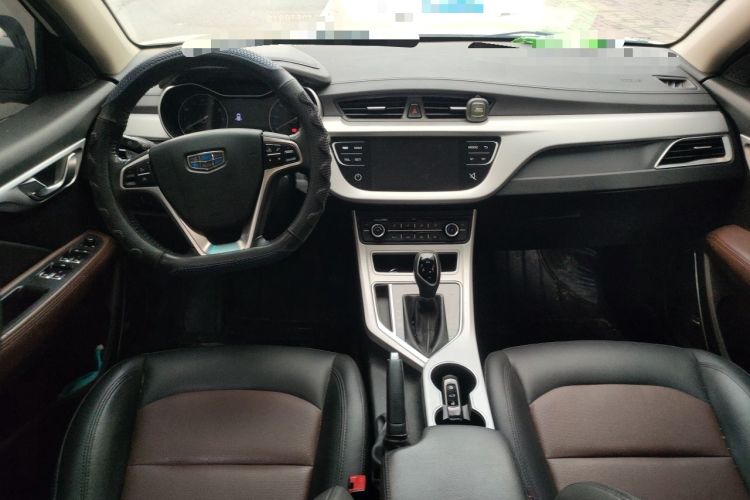 Used Geely Auto Vision 2018 1.5L Automatic Prestige Model Center Console