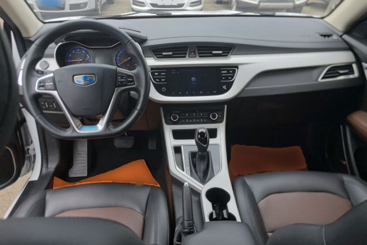 Used Geely Auto Vision 2018 1.5L Automatic Happiness Edition Center Console