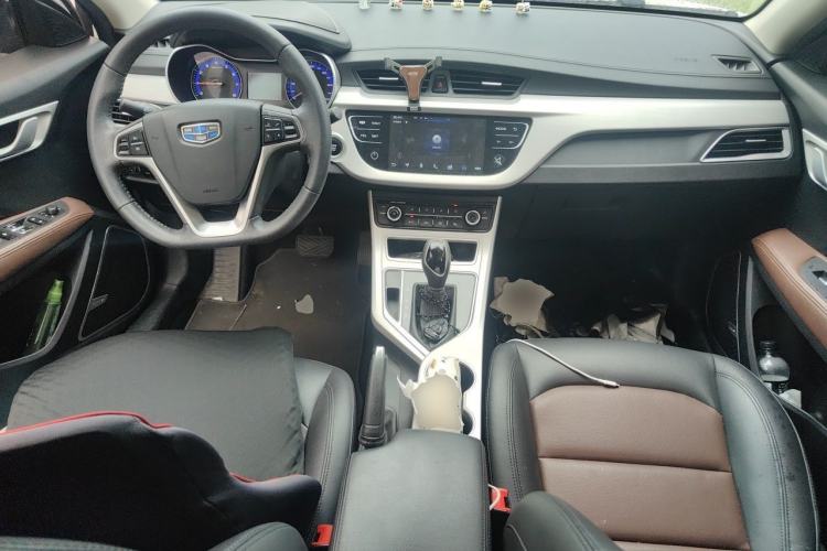 Used Geely Auto Vision 2018 1.5L Automatic Prestige Model Center Console