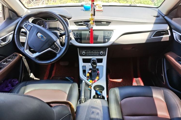 Used Geely Auto Vision 2018 1.5L Automatic Prestige Model Center Console
