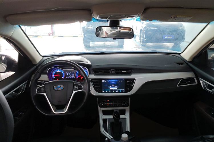 Used Geely Auto Vision 2018 1.5L Automatic Happiness Edition Center Console