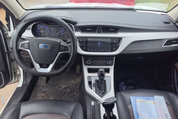 Used Geely Auto Vision 2018 1.5L Automatic Happiness Edition Center Console
