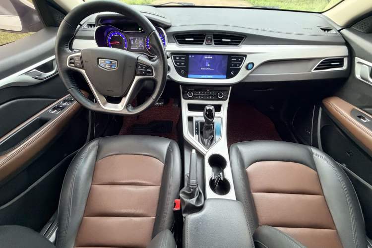 Used Geely Auto Vision 2018 1.5L Automatic Prestige Model Center Console