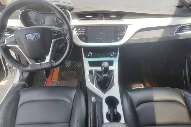 Used Geely Auto Vision 2018 1.5L Manual Happiness Edition Center Console