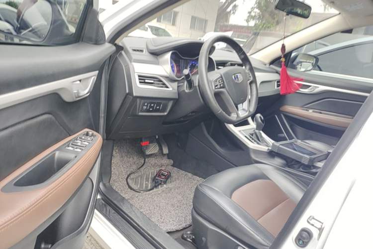 Used Geely Auto Vision 2018 1.5L Automatic Happiness Edition Driver Seat