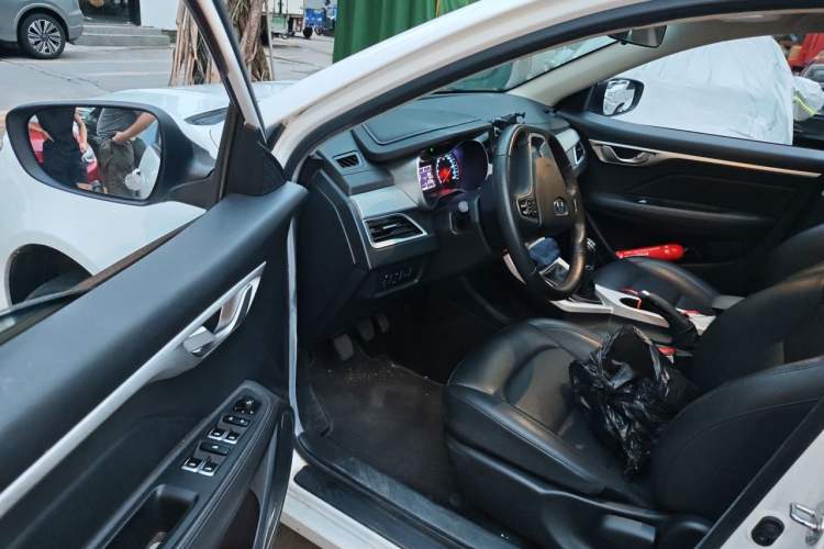 Used Geely Auto Vision 2018 1.5L Manual Happiness Edition Driver Seat