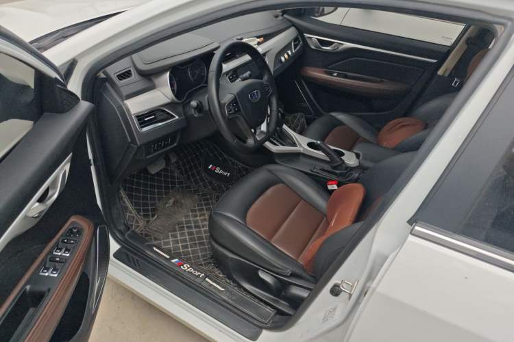 Used Geely Auto Vision 2018 1.5L Automatic Happiness Edition Driver Seat