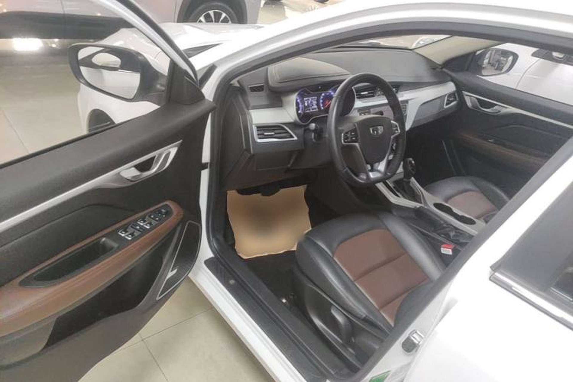 Used Geely Auto Vision 2018 1.5L Automatic Happiness Edition Driver Seat