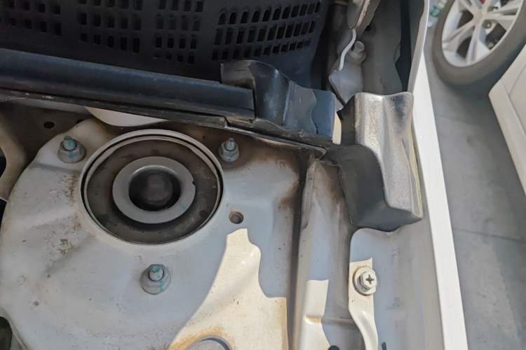 Used Geely Auto Vision 2018 1.5L Automatic Prestige Model Engine Bay Left