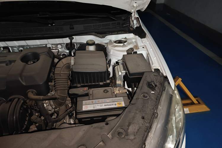 Used Geely Auto Vision 2018 1.5L Automatic Happiness Edition Engine Bay Left