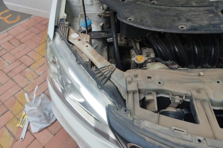 Used Geely Auto Vision 2018 1.5L Manual Happiness Edition Engine Bay Right