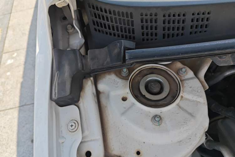 Used Geely Auto Vision 2018 1.5L Automatic Prestige Model Engine Bay Right