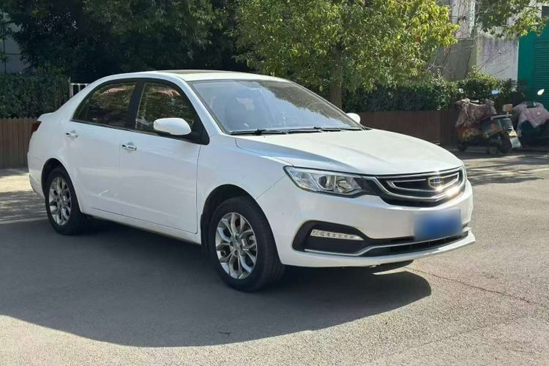 Used Geely Auto Vision 2018 1.5L Manual Happiness Edition Exterior 2
