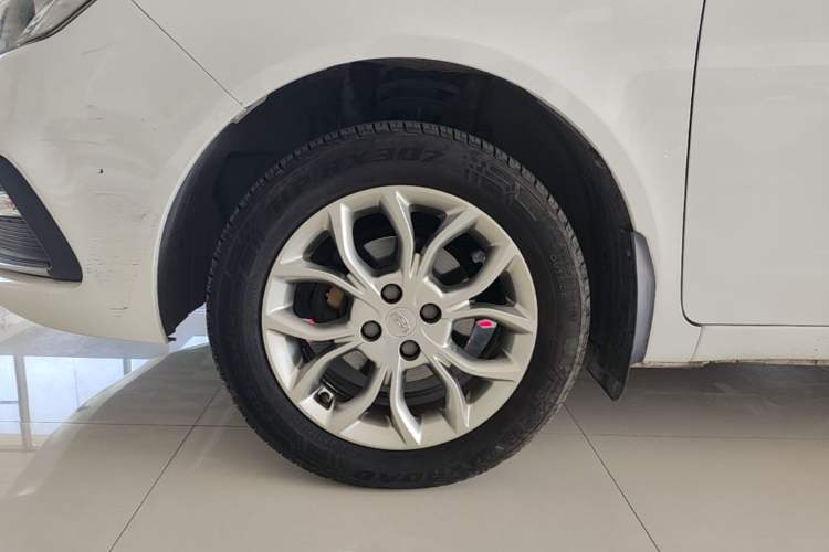 Used Geely Auto Vision 2018 1.5L Manual Happiness Edition Exterior 4