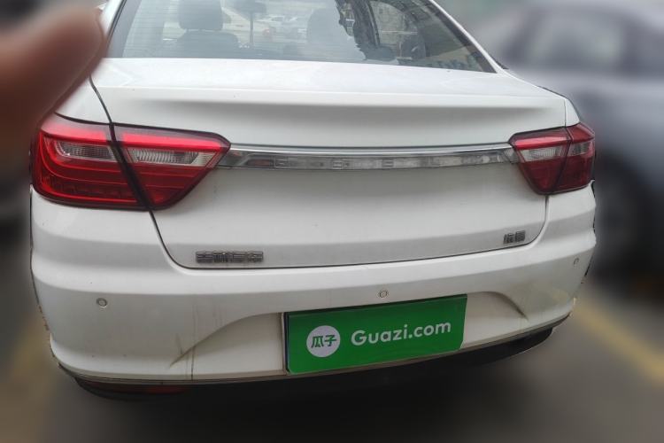 Used Geely Auto Vision 2018 1.5L Manual Happiness Edition Exterior 4
