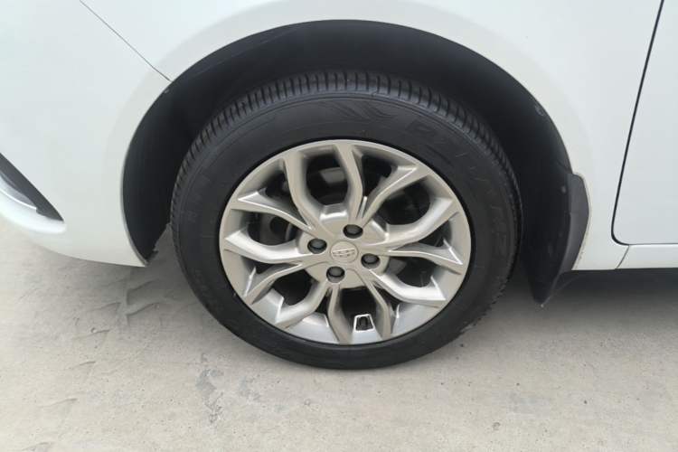 Used Geely Auto Vision 2018 1.5L Automatic Happiness Edition Exterior 4