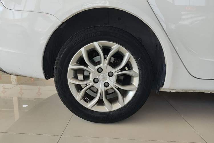 Used Geely Auto Vision 2018 1.5L Manual Happiness Edition Exterior 5