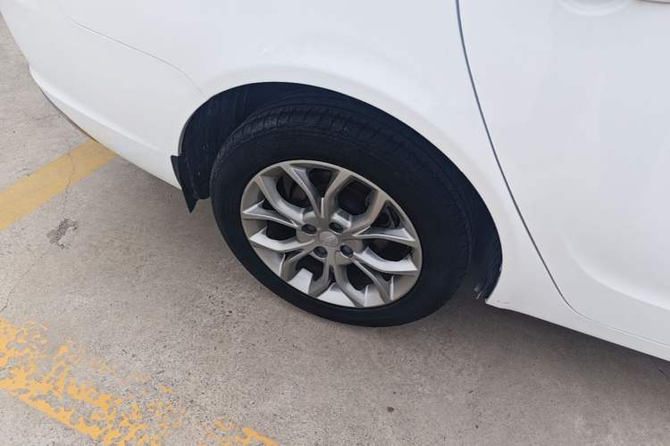 Used Geely Auto Vision 2018 1.5L Automatic Happiness Edition Exterior 5