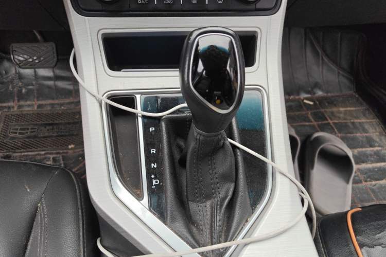 Used Geely Auto Vision 2018 1.5L Automatic Happiness Edition Gear Lever