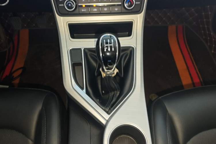 Used Geely Auto Vision 2018 1.5L Manual Happiness Edition Gear Lever
