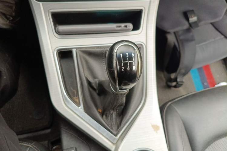 Used Geely Auto Vision 2018 1.5L Manual Happiness Edition Gear Lever