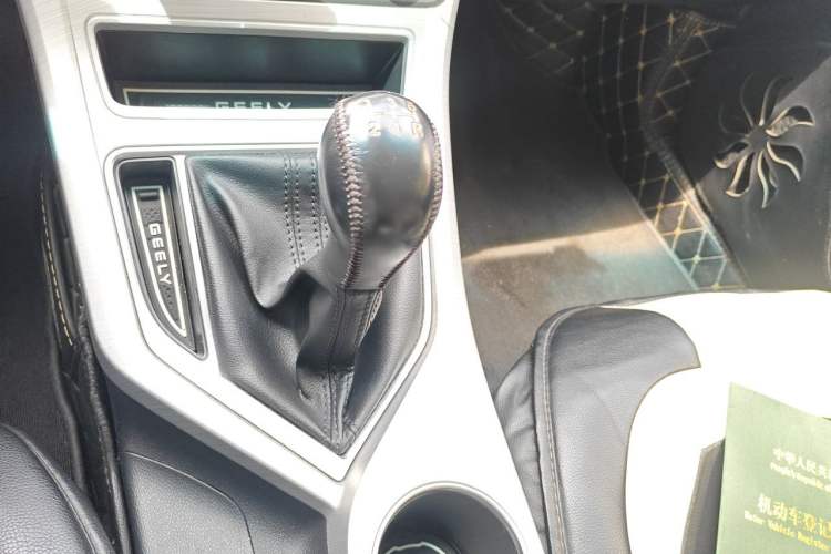 Used Geely Auto Vision 2018 1.5L Manual Happiness Edition Gear Lever